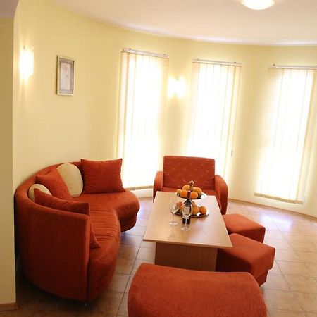 Family Hotel Papi Razlog Exterior photo