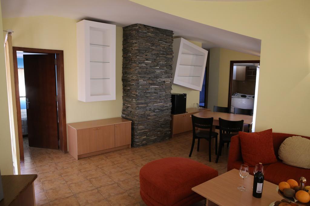 Family Hotel Papi Razlog Room photo